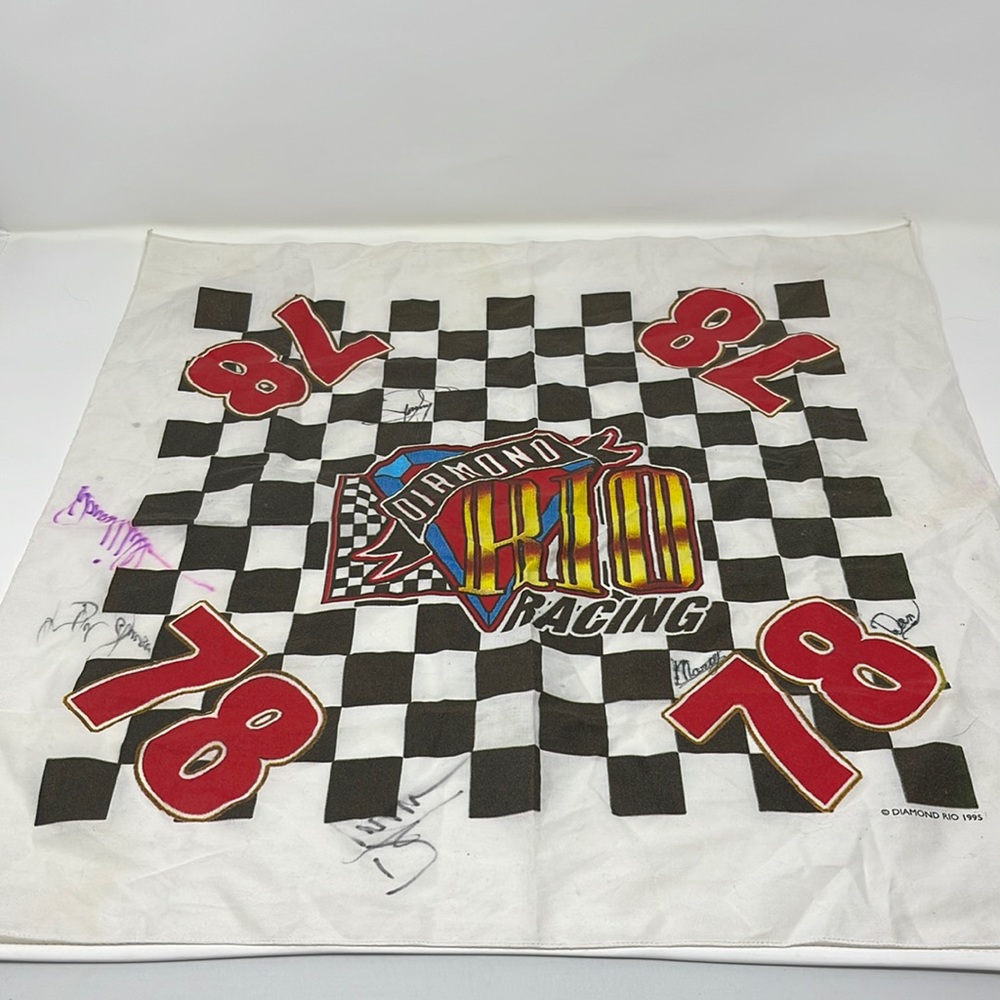 Diamond Rio race scarf 1995 with signatures